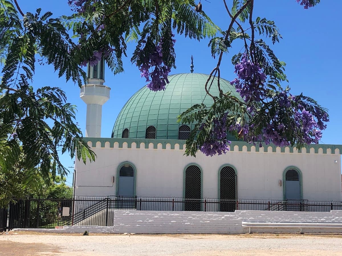 Masjid Omar ibn Al-Khattab, 1025 West Exposition Boulevard, Los Angeles, CA