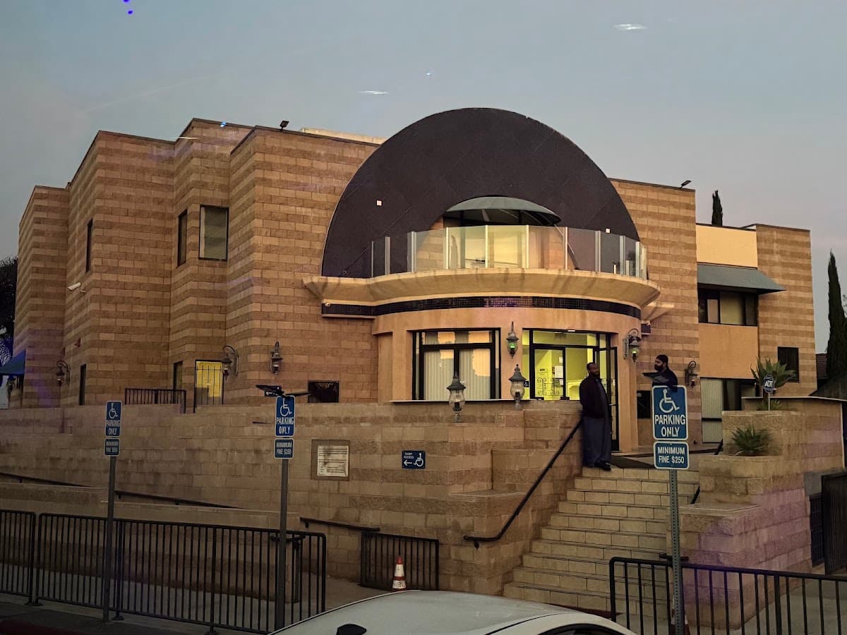 Islamic Center of Reseda, 18206 Victory Boulevard, Los Angeles, CA