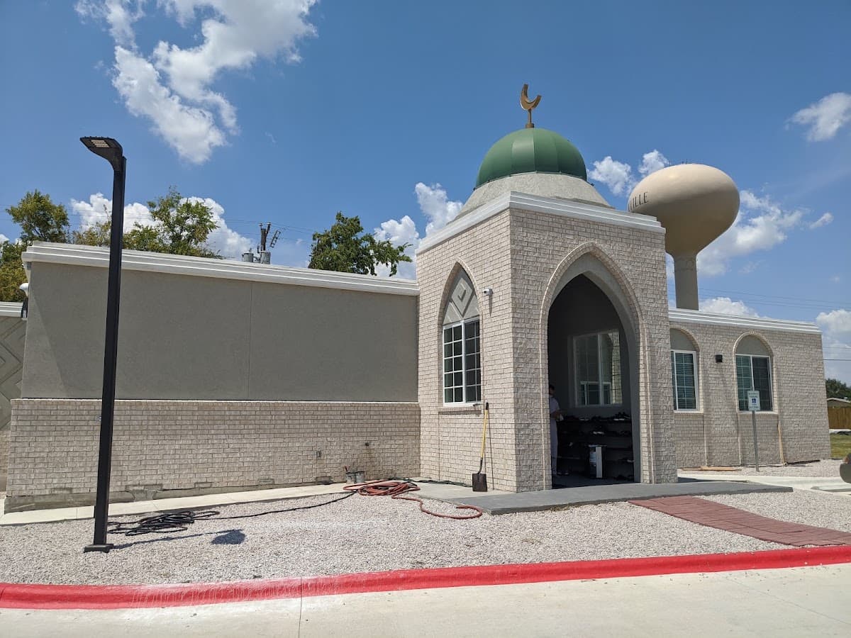 Islamic Center of Pflugerville, 920 West Pflugerville Parkway, Pflugerville, TX