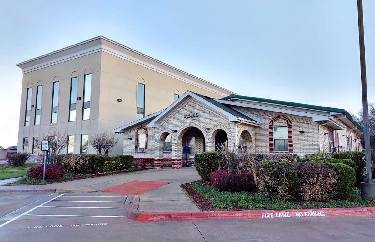 Islamic Association of Fort Worth, 6005 Chapman Road, Watauga, TX