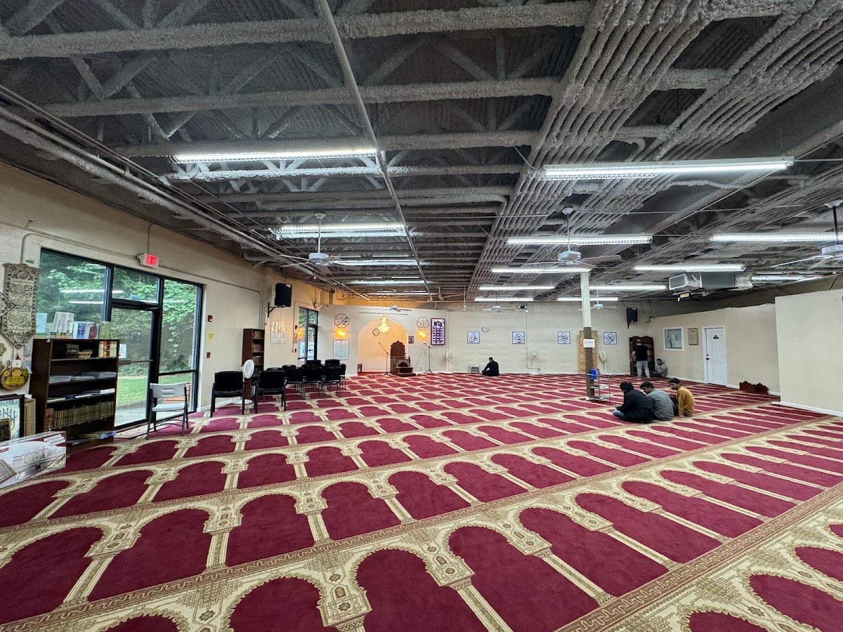 Islamic Society of South Atlanta - Stockbridge Masjid, 4340 North Henry Boulevard, Stockbridge, GA