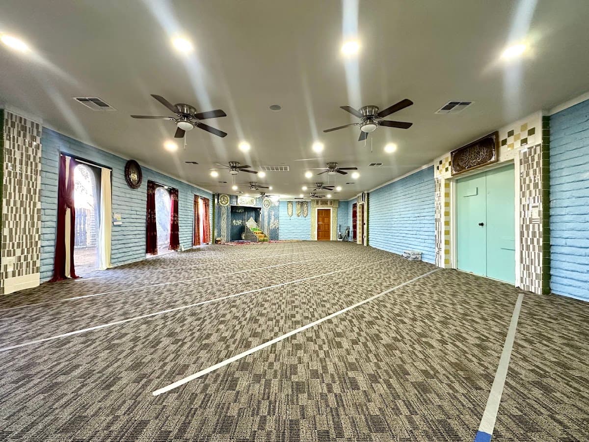 Masjid Rahman, 6040 North 43rd Avenue, Glendale, AZ