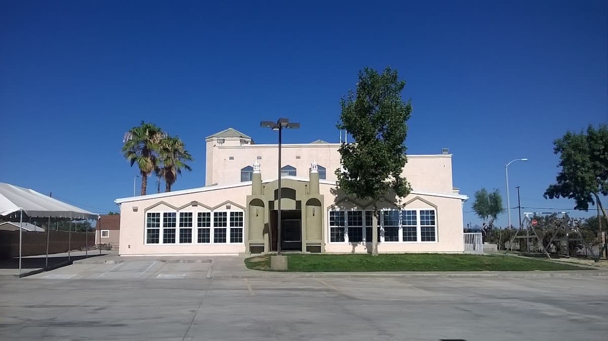 Islamic Center of North Valley, 42554 4th Street East, Lancaster, CA