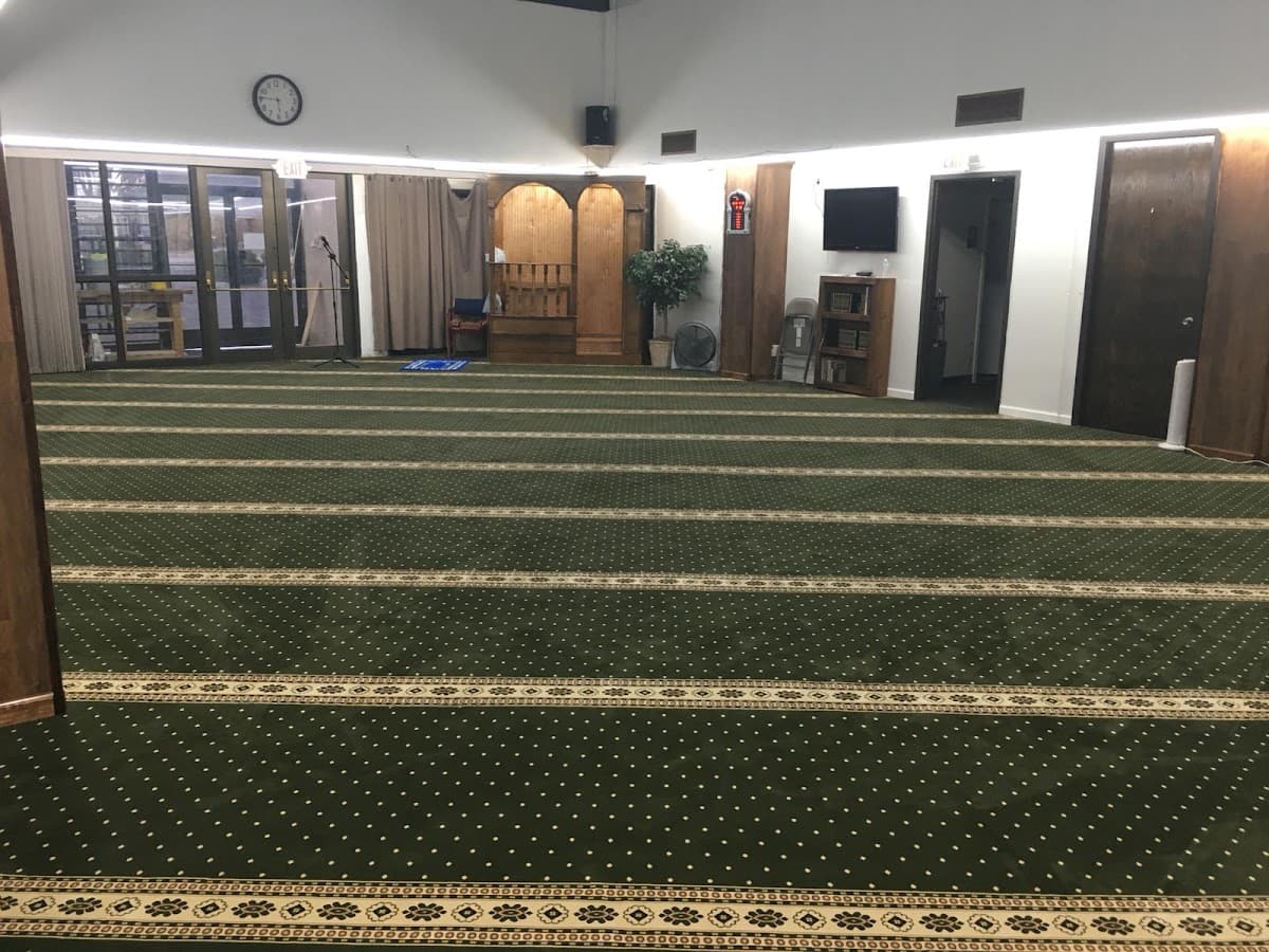 Albuquerque Islamic Center, 8900 Menaul Boulevard Northeast, Albuquerque, NM