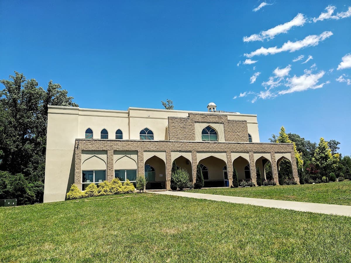 Mubarak Mosque, 4555 Ahmadiyya Drive, Chantilly, VA
