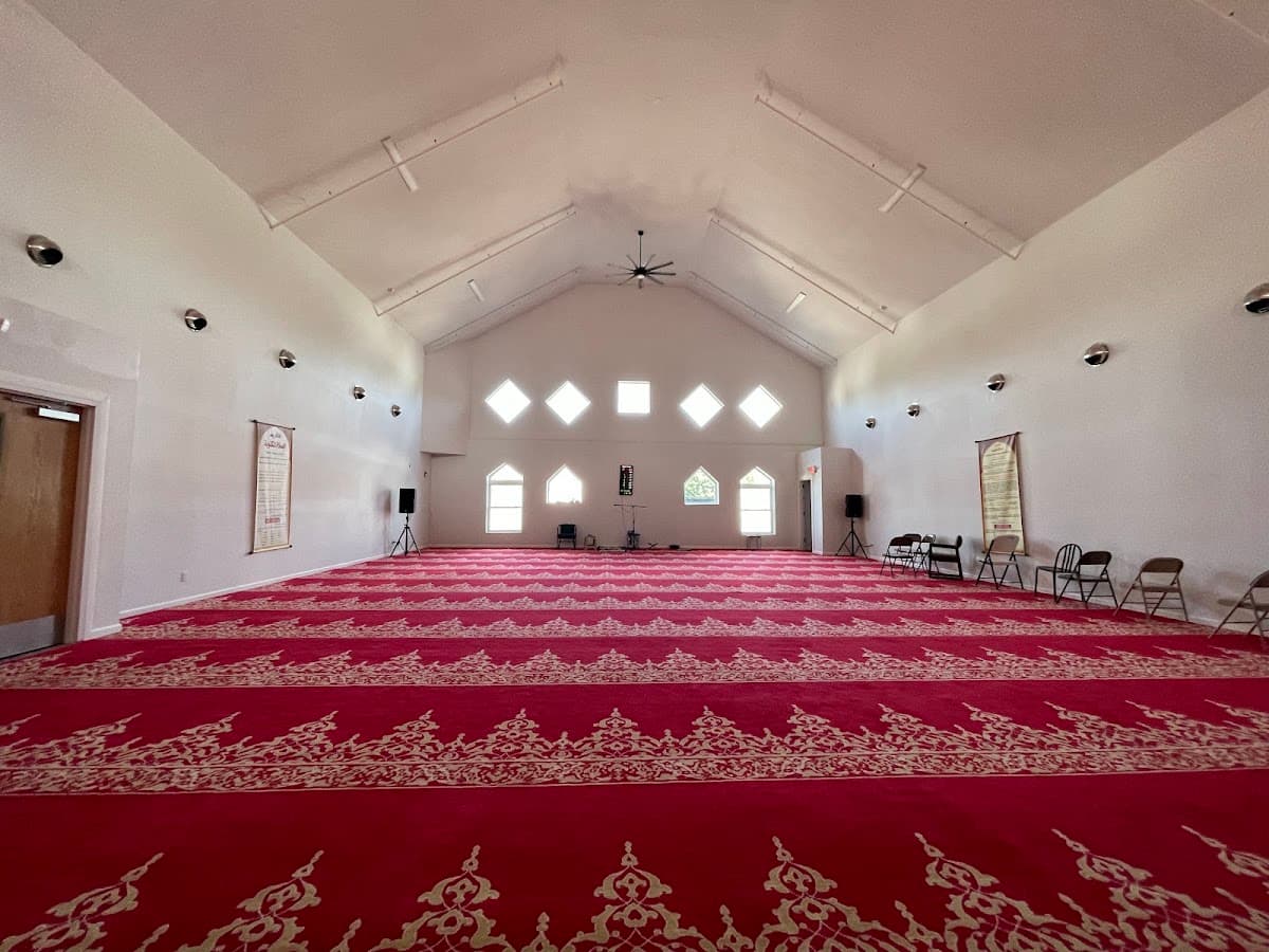 Tawba Mosque of Niagara Falls, 1737 Pierce Avenue, Niagara Falls, NY