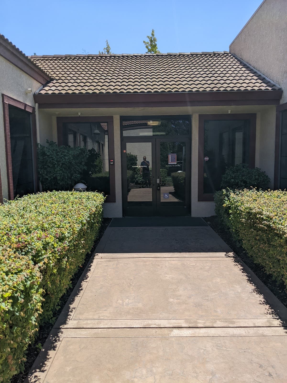Islamic Society of Rancho Cordova (Masjid), 2934 Gold Pan Court, Rancho Cordova, CA