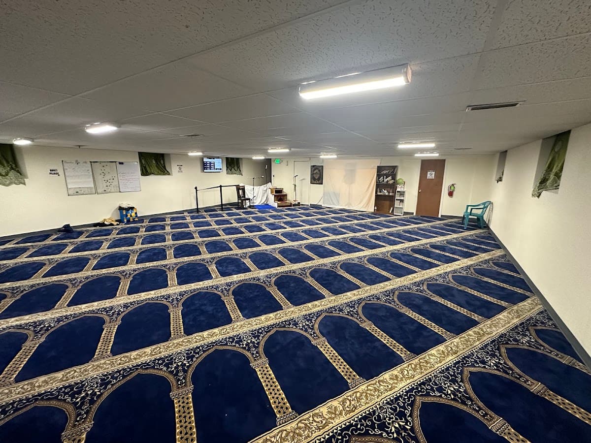 Burmese Islamic Association of Colorado ( Masjid Al-Ansar), 1395 Macon Street, Aurora, CO