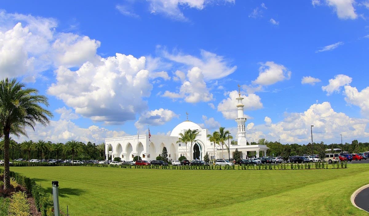 Masjid Al Hayy, 786 Myrtle Street, Sanford, FL