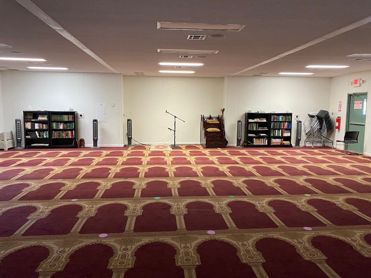 Masjid Abu Bakr, 1775 Briarwood Road Northeast, Atlanta, GA
