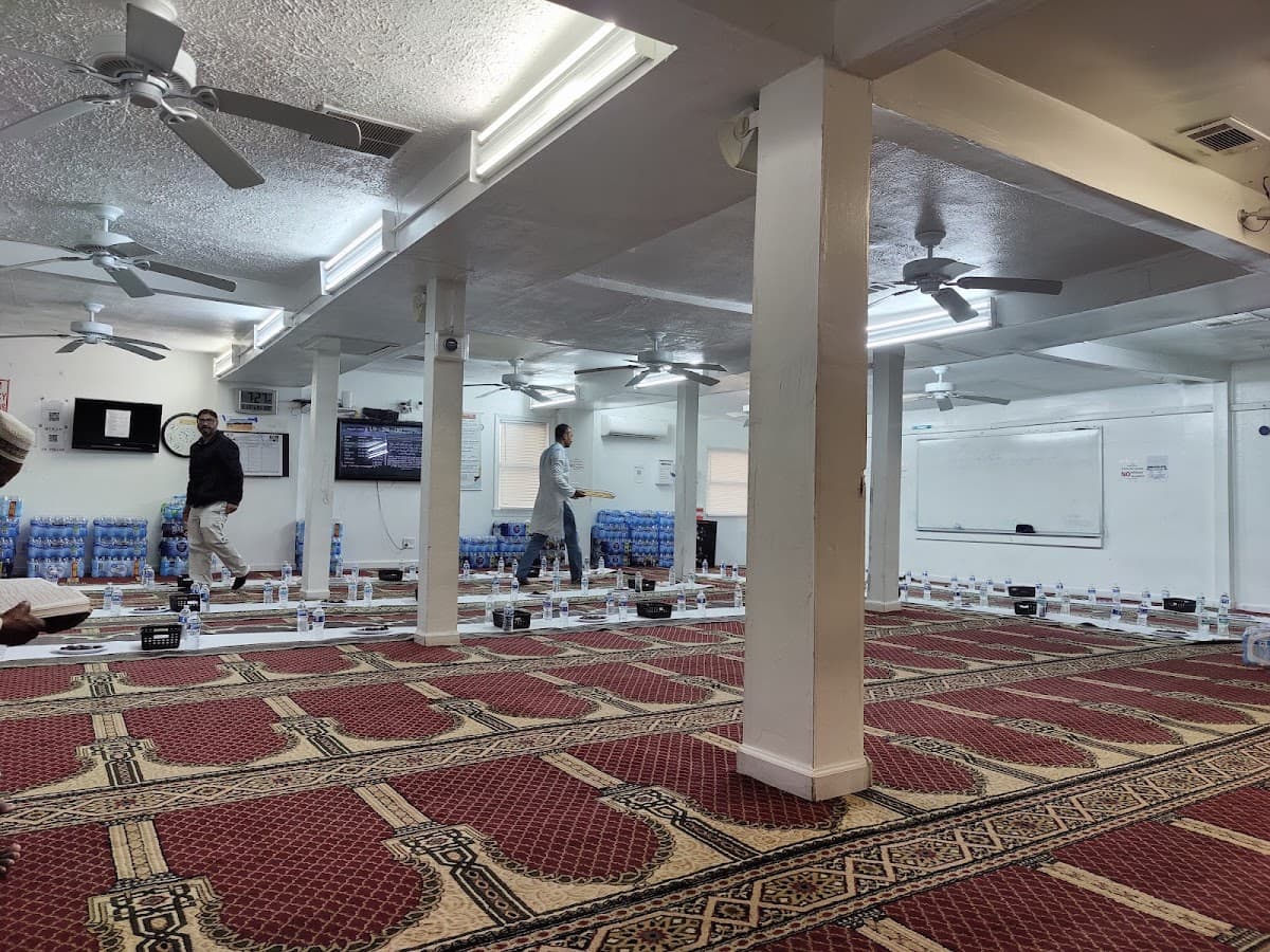 At-Taqwa Mosque, 2674 Woodwin Road, Doraville, GA