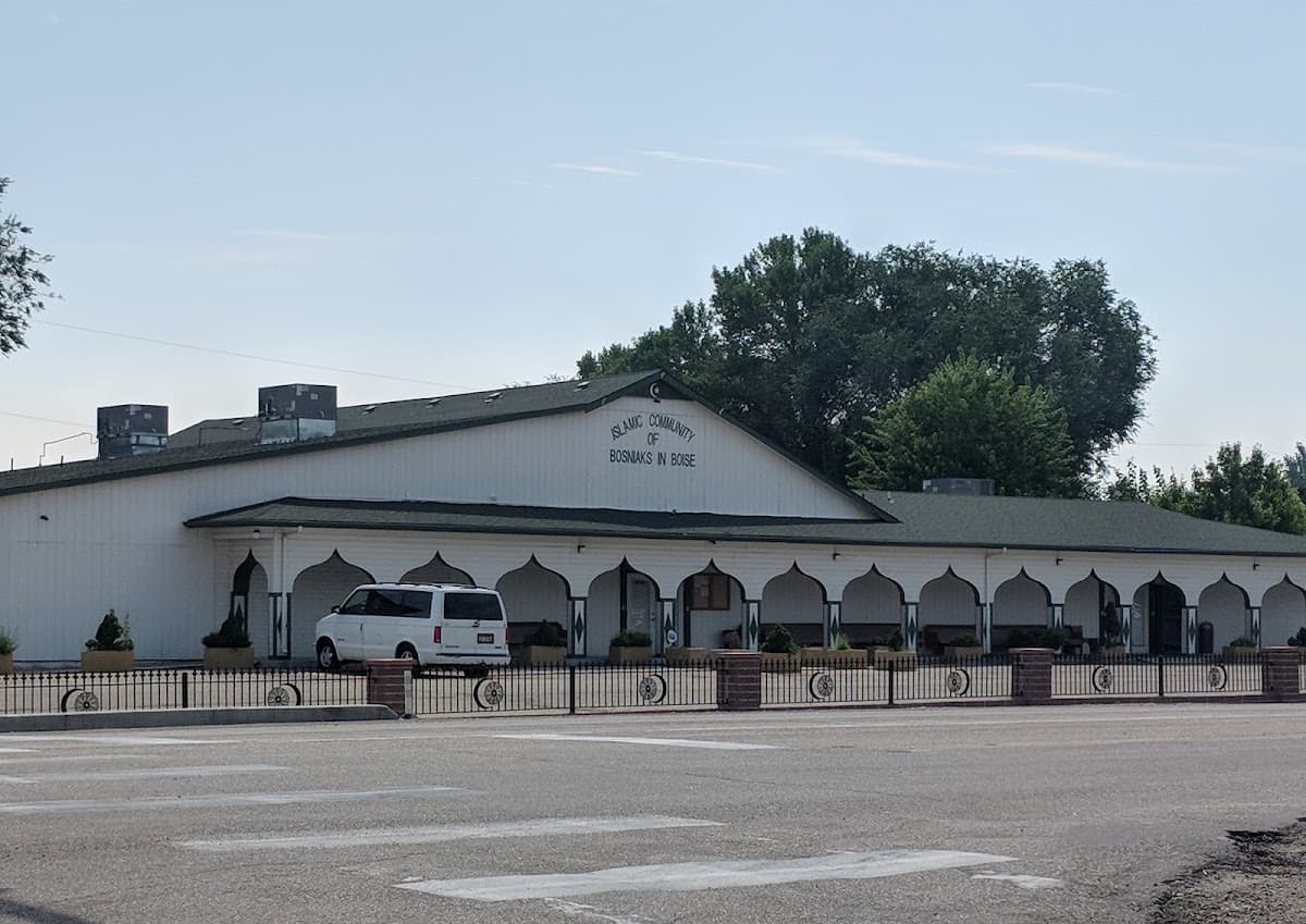 Islamic Community of Bosniaks in Boise, 6250 South Cloverdale Road, Boise, ID