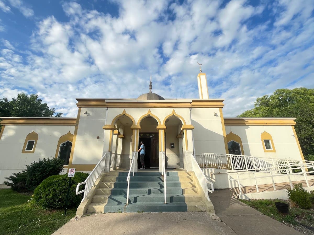 Islamic Center of Quad Cities, 6005 34th Avenue, Moline, IL