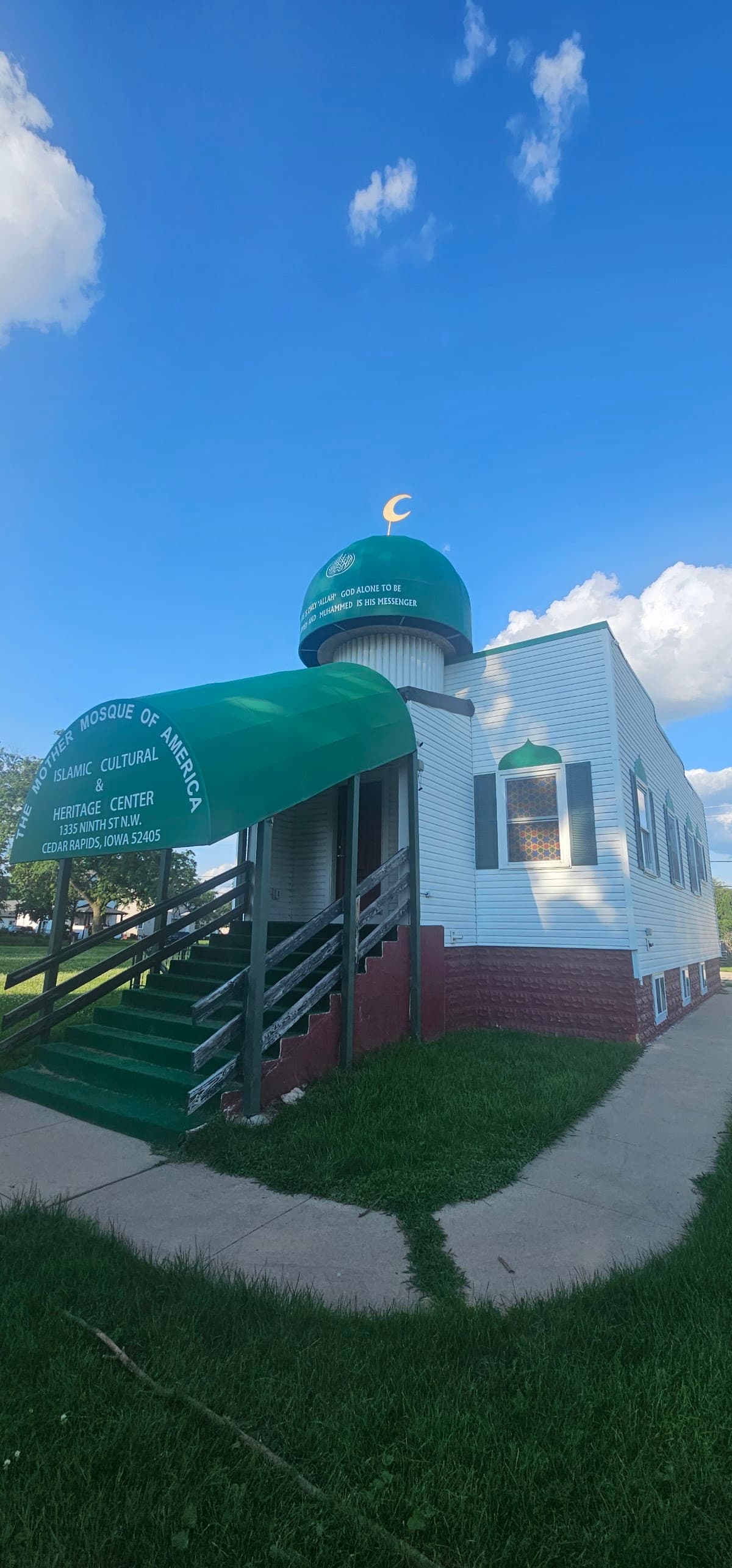 Mother Mosque of America, 1335 9th Street Northwest, Cedar Rapids, IA