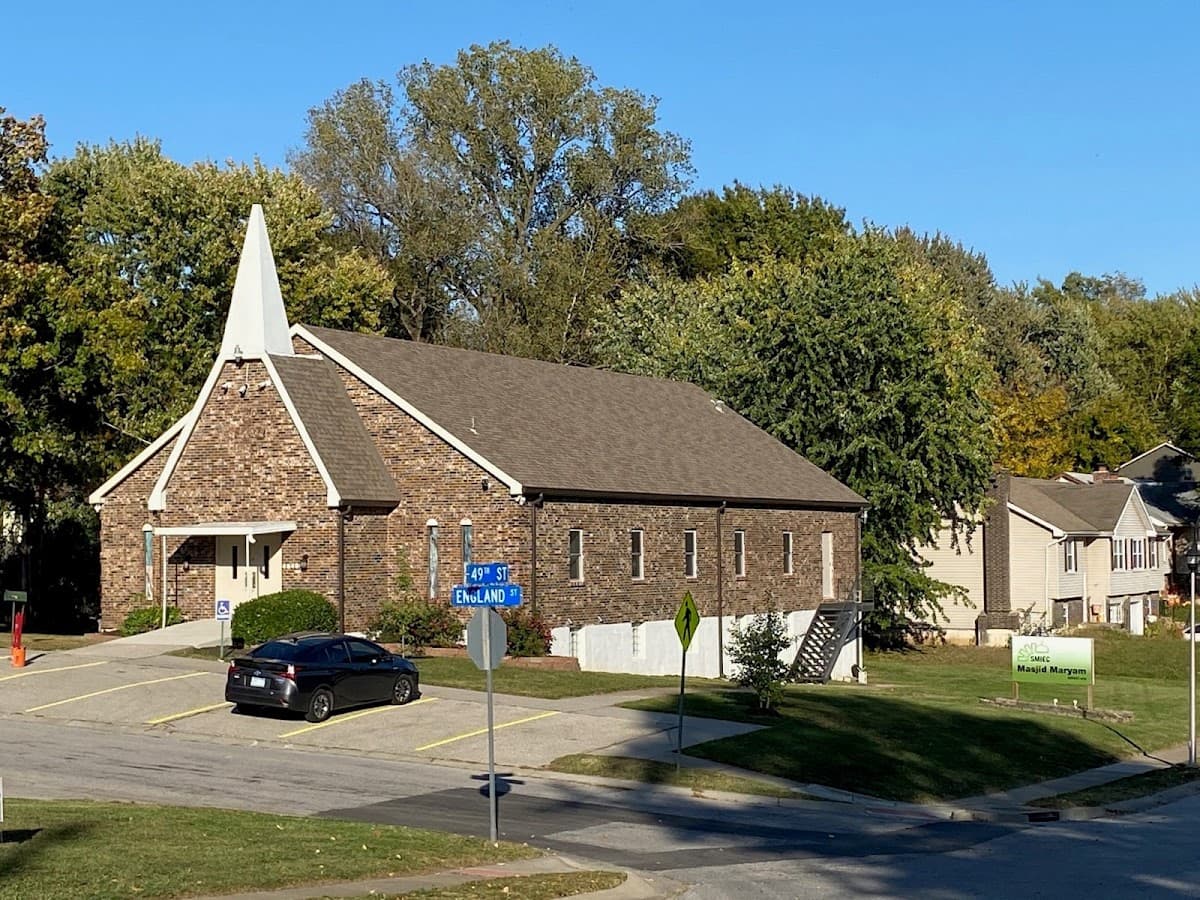 Shawnee Mission Education Islamic Center (Masjid Maryam), 4849 England Street, Merriam, KS
