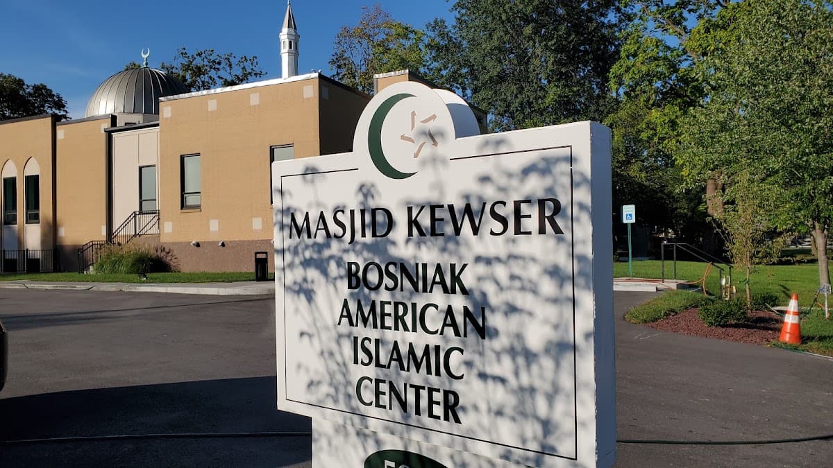 Bosniak American Islamic Center of Louisville, 5927 6 Mile Lane, Louisville, KY