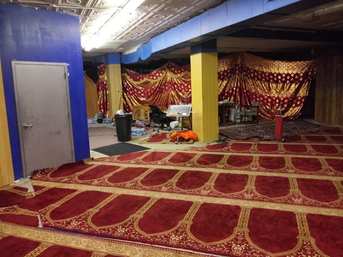 Masjid Al-Huda, 4735 Northwest Radial Highway, Omaha, NE