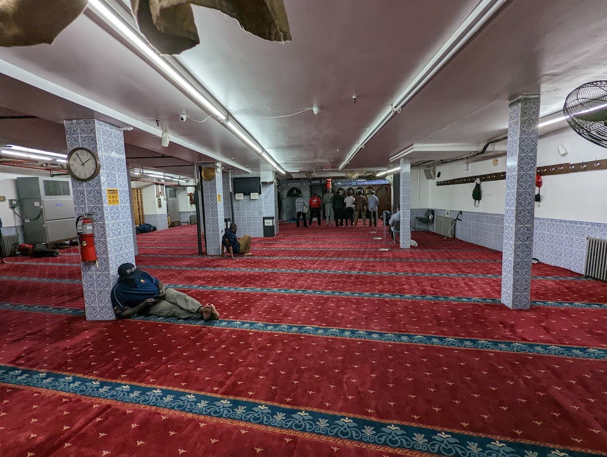 Masjid Ar-Rahman, 15 West 29th Street, Manhattan, NY