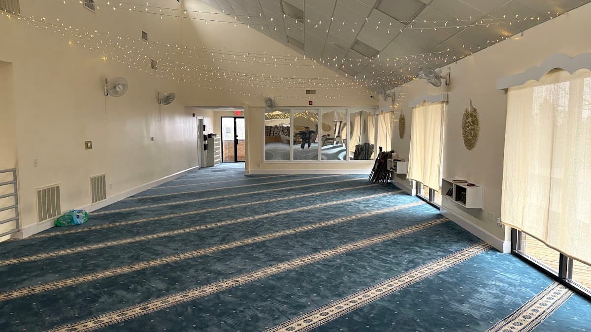 Islamic Center of Dayton, 2277 Maue Road, Miamisburg, OH